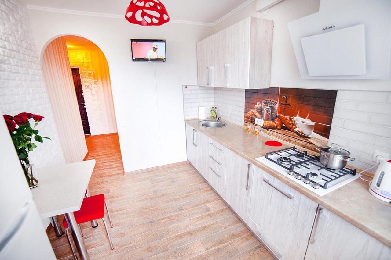Vip-flat In The Center Of Vishenka Apartment